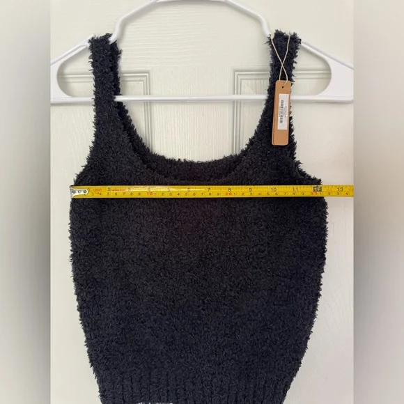 Skims Women's Black Crop-top NWT - Picture 6 of 7